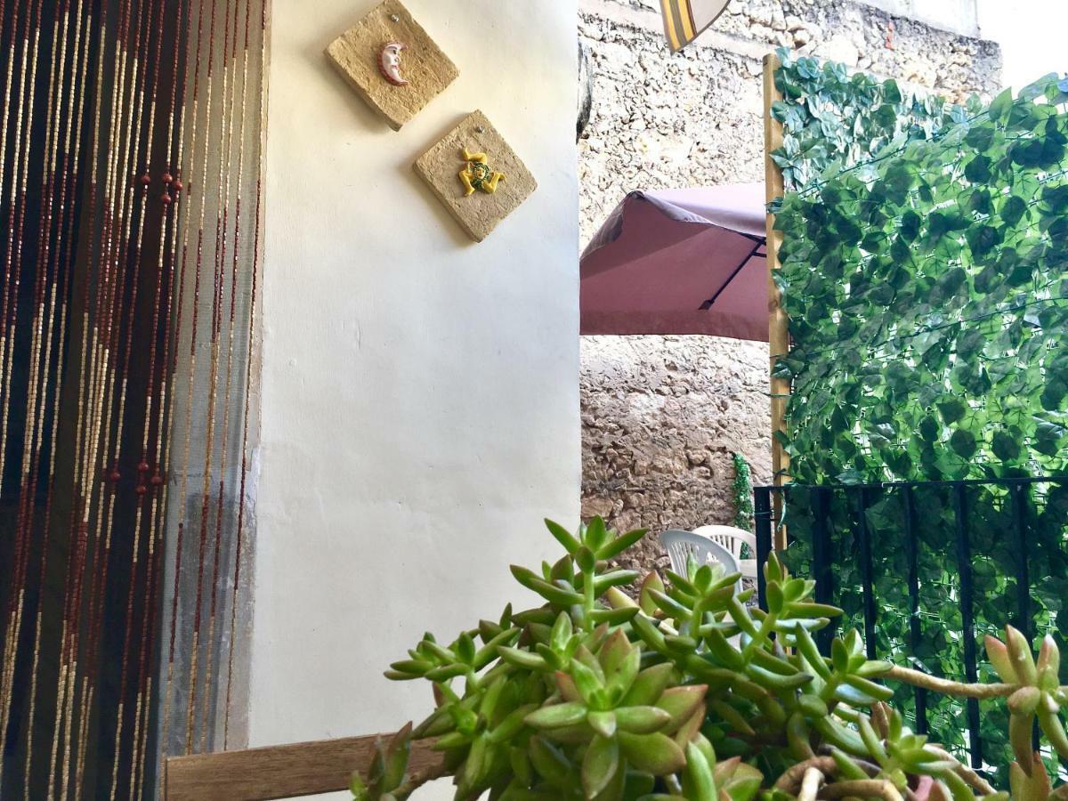 Casa Tua A Due Passi Da Ortigia! Hébergement de vacances Syracuse